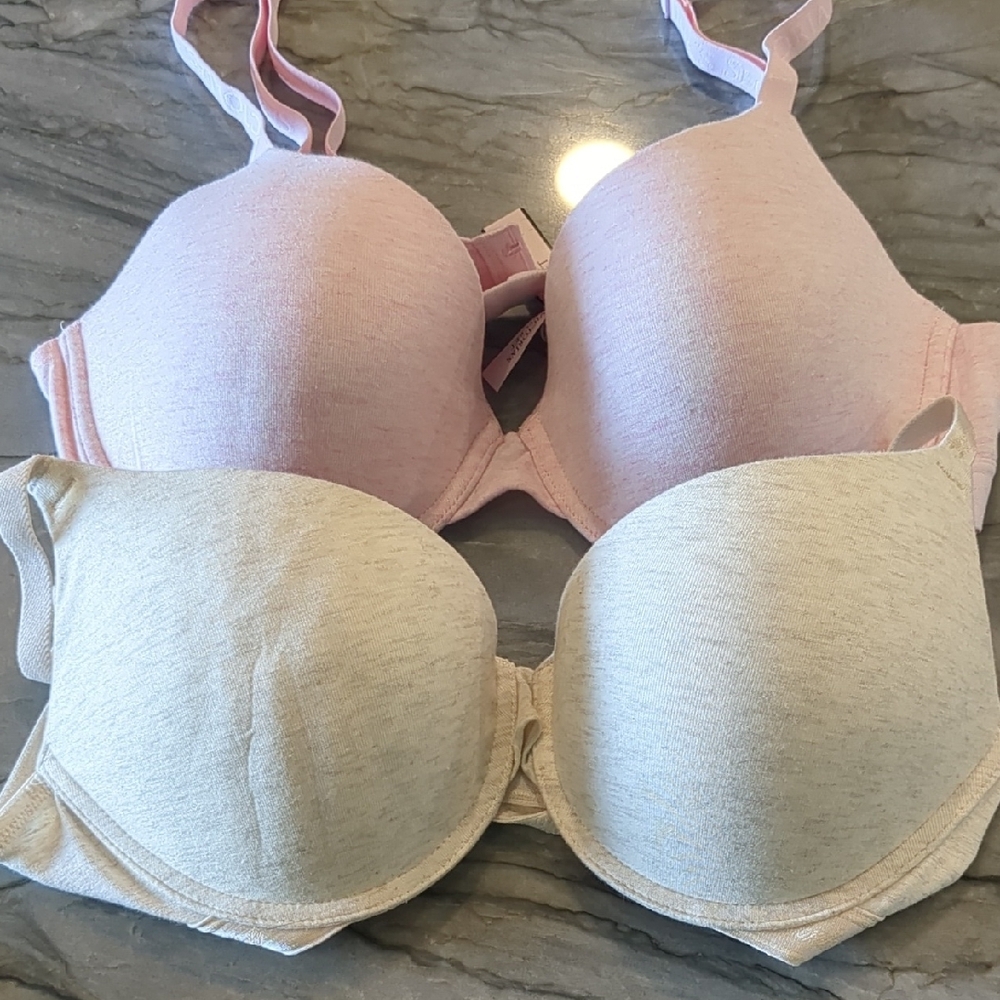 Victoria's Secret Pink and Cream T-Shirt Bras with Underwire